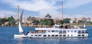 1° giorno,	 Italia – Cairo 