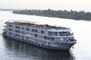 1° giorno, giovedì Italia – Cairo