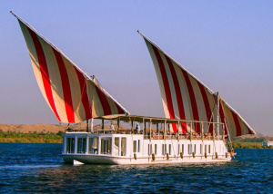 1° giorno, venerdì Italia – Cairo
